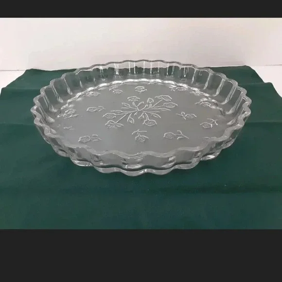 Savannah platter Antique pie/Quiche Dish - Picture 2 of 4